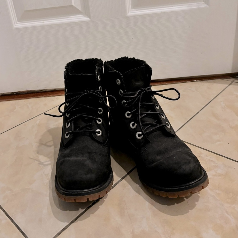 Timberland Boots- Black size 7 women’s